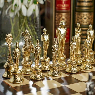 chess pieces photo 1