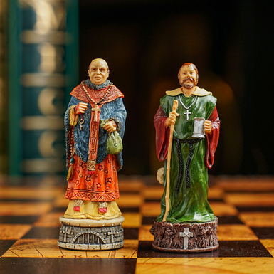 Деталізовані шахові фігурки фото