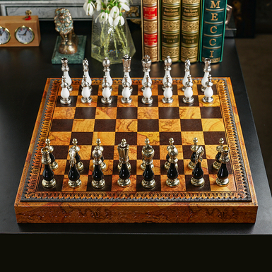 chess pieces photo 1