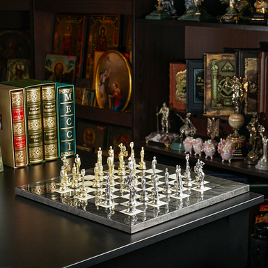 chess pieces photo 1