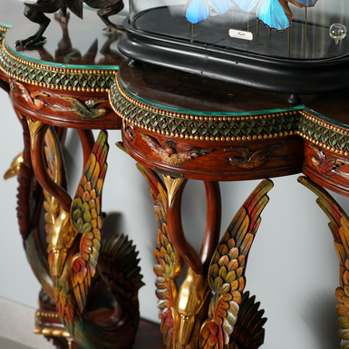 стіл для близької людини фото