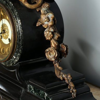 годинник у старовинному стилі фото