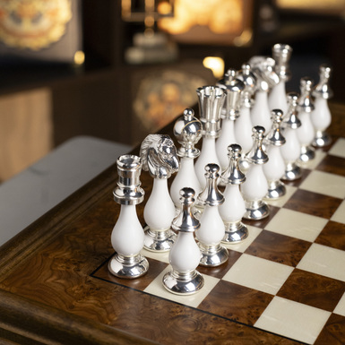 шахматные фигурки ручной работы фото