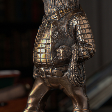 Detailed statuette photo