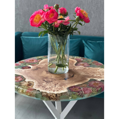 Стіл із натурального дерева фото