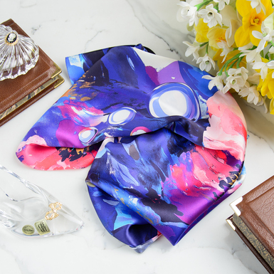 Хустка з шовку фото 1