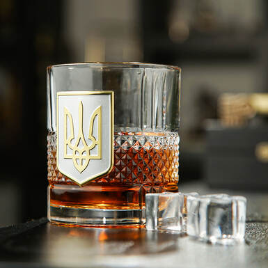 Келихи з українською символікою фото