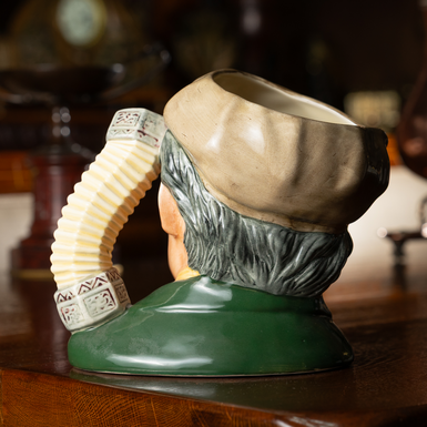 дизайнерский кувшин фото