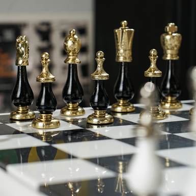chess pieces photo 1