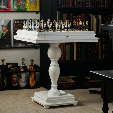 Chess set in the interior photo