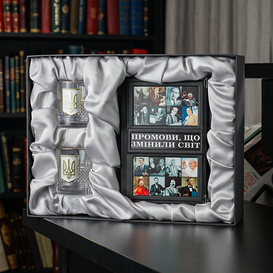 книга в коробке фото