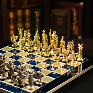 wow video Handmade chess set "Ancient Rome" in Greco-Roman design by Manopoulos