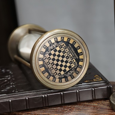 песочные часы в магазине подарков фото