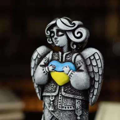 wow відео Полімерна статуетка «Ангел України»