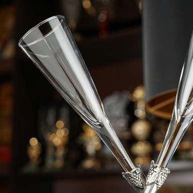 wow video Келихи на олов'яній підставці "Vintage glory" від Freitas & Dores