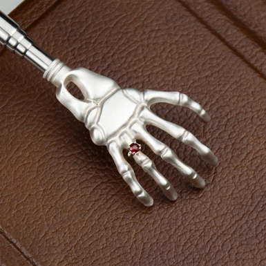 wow video Чесалка для спини "Насолода" з рубіном