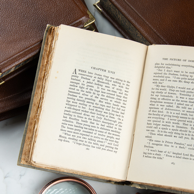 Английская винтажная книга фото