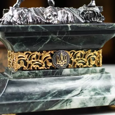 wow video Sculpture "Koshevoy Ataman"