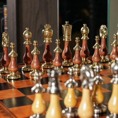 chess pieces photo 1