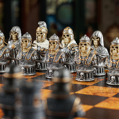 Шахматный набор ручной работы фото