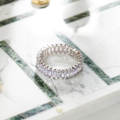 wow видео Серебряное кольцо с фианитами "Brilliance"