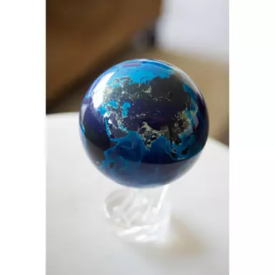wow video Self-rotating globe "Night Earth"