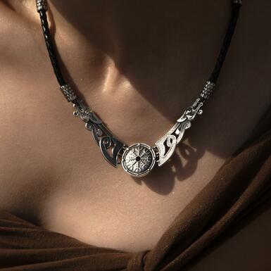 жіноча прикраса у скандинавському стилі фото 1