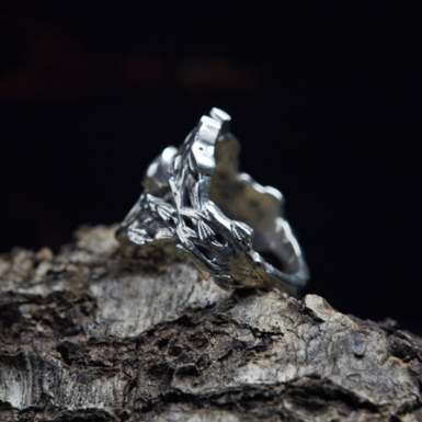 перстень с рунами фото