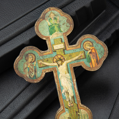 Купить крестик из шоурума