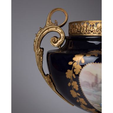 Изысканные ручки чаши фото