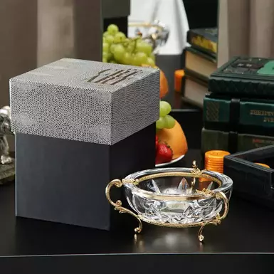 wow видео Хрустальная пепельница от Cre Art