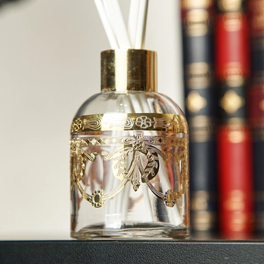 wow видео Аромадифузор из хрусталя и позолоченной латуни «Goldy» (100 мл)