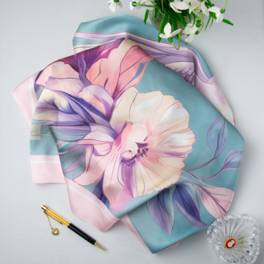 Шелковый платок на подарок фото