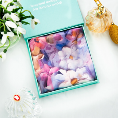 Шелковый платок на подарок фото