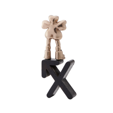 statuette as a gift photo