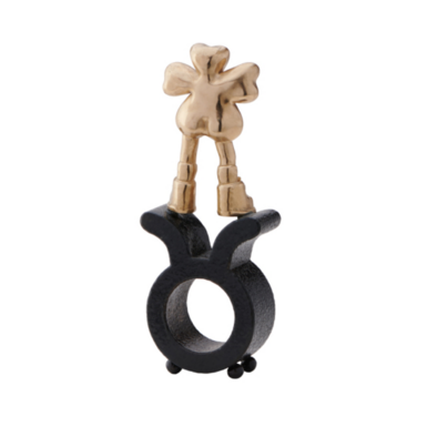 statuette as a gift photo