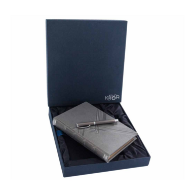 блокнот з ручкою фото