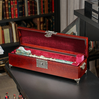 Мармурова булава "Червона калина" з латунню, кварцем і музичним супроводом фото