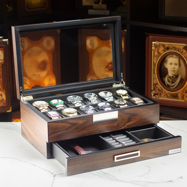 Стильная шкатулка с подушками для часов