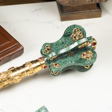 булава з музичним супроводом із мармуру фото 1