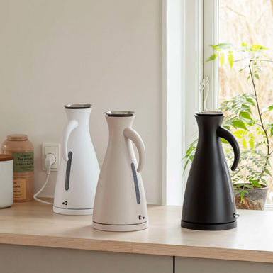 Electric kettle photo
