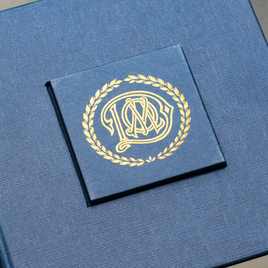 Логотип бренду фото