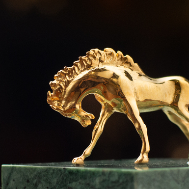 Статуетка кінь фото