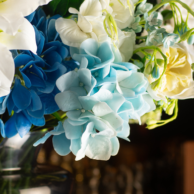 flora as a gift photo