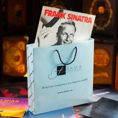 Paper fama package for records