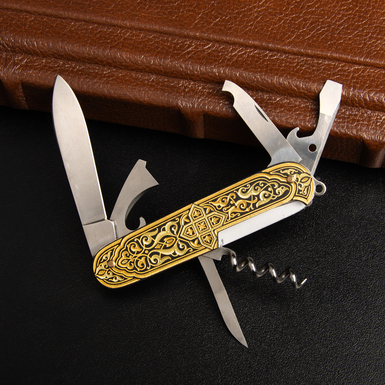 accessory as a gift photo