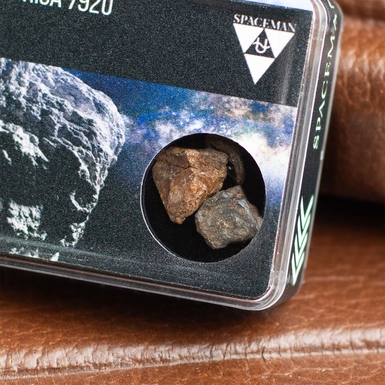 метеорит в коробке фото