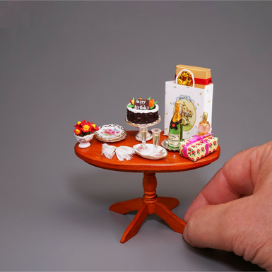 Миниатюрный стол фото