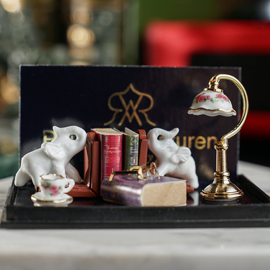 Купить миниатюру Время чтения с книгами, чашкой и лампой фото 1