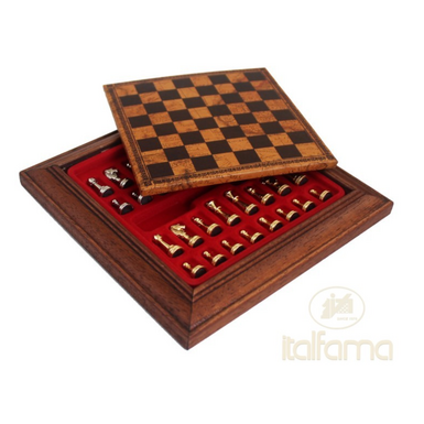 chess pieces photo